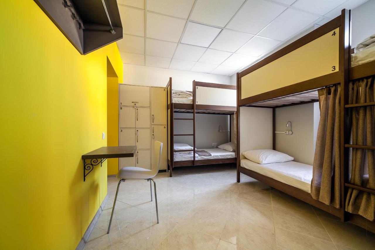 Ostriv Hostel Lviv Dış mekan fotoğraf