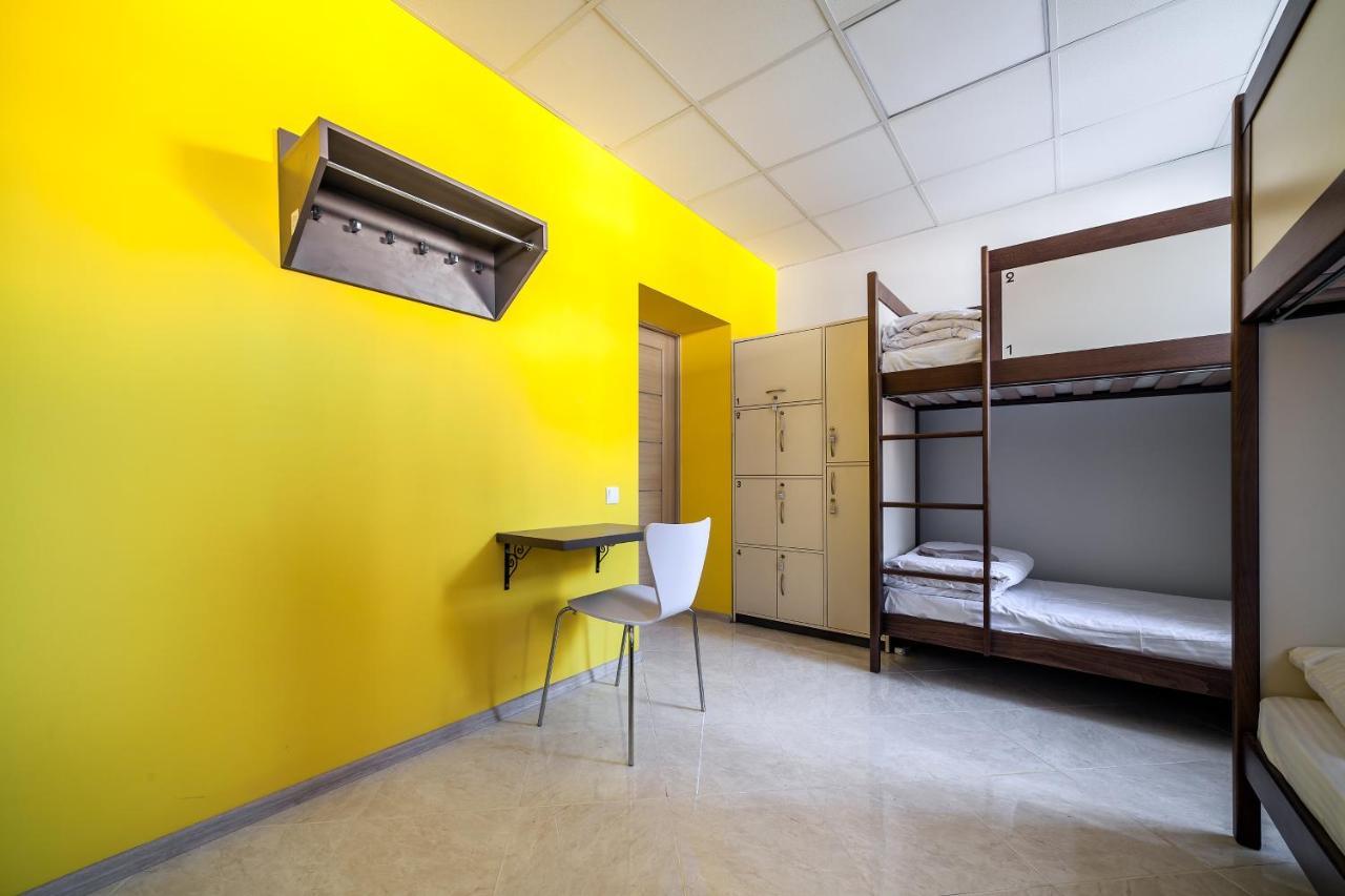 Ostriv Hostel Lviv Dış mekan fotoğraf