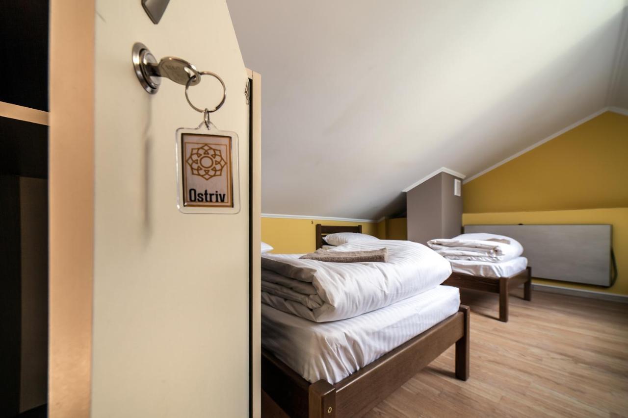 Ostriv Hostel Lviv Dış mekan fotoğraf