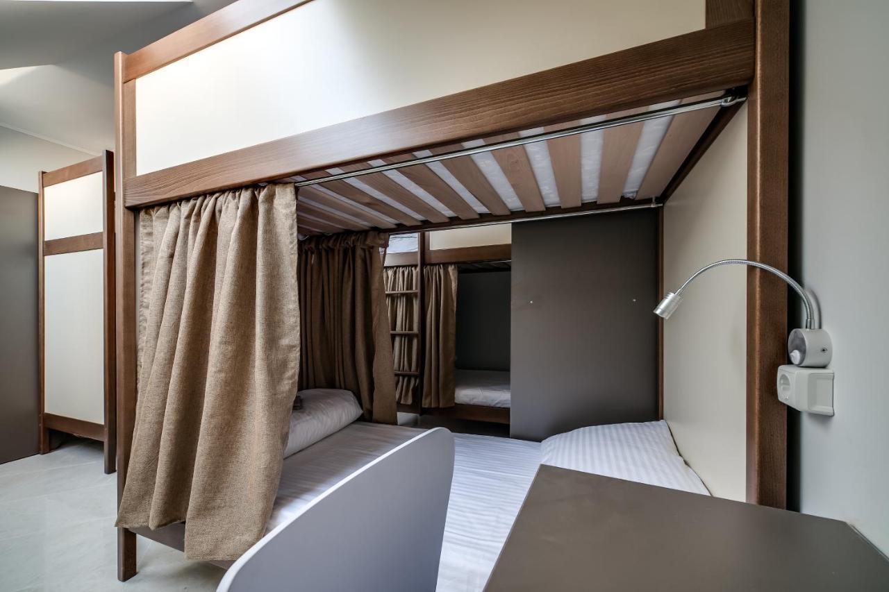 Ostriv Hostel Lviv Dış mekan fotoğraf