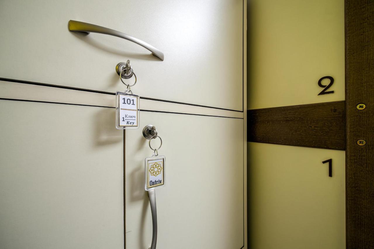 Ostriv Hostel Lviv Dış mekan fotoğraf