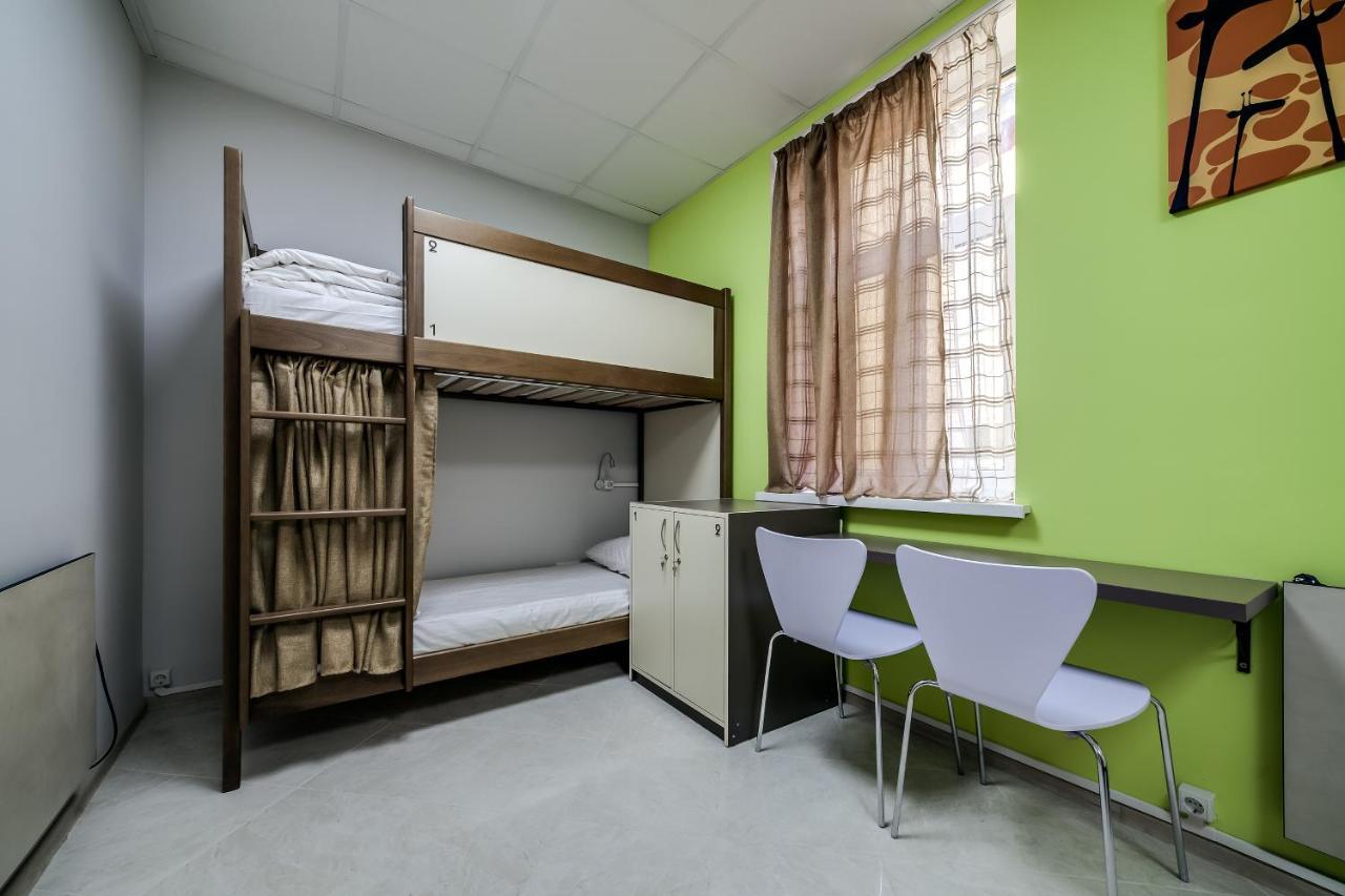 Ostriv Hostel Lviv Dış mekan fotoğraf