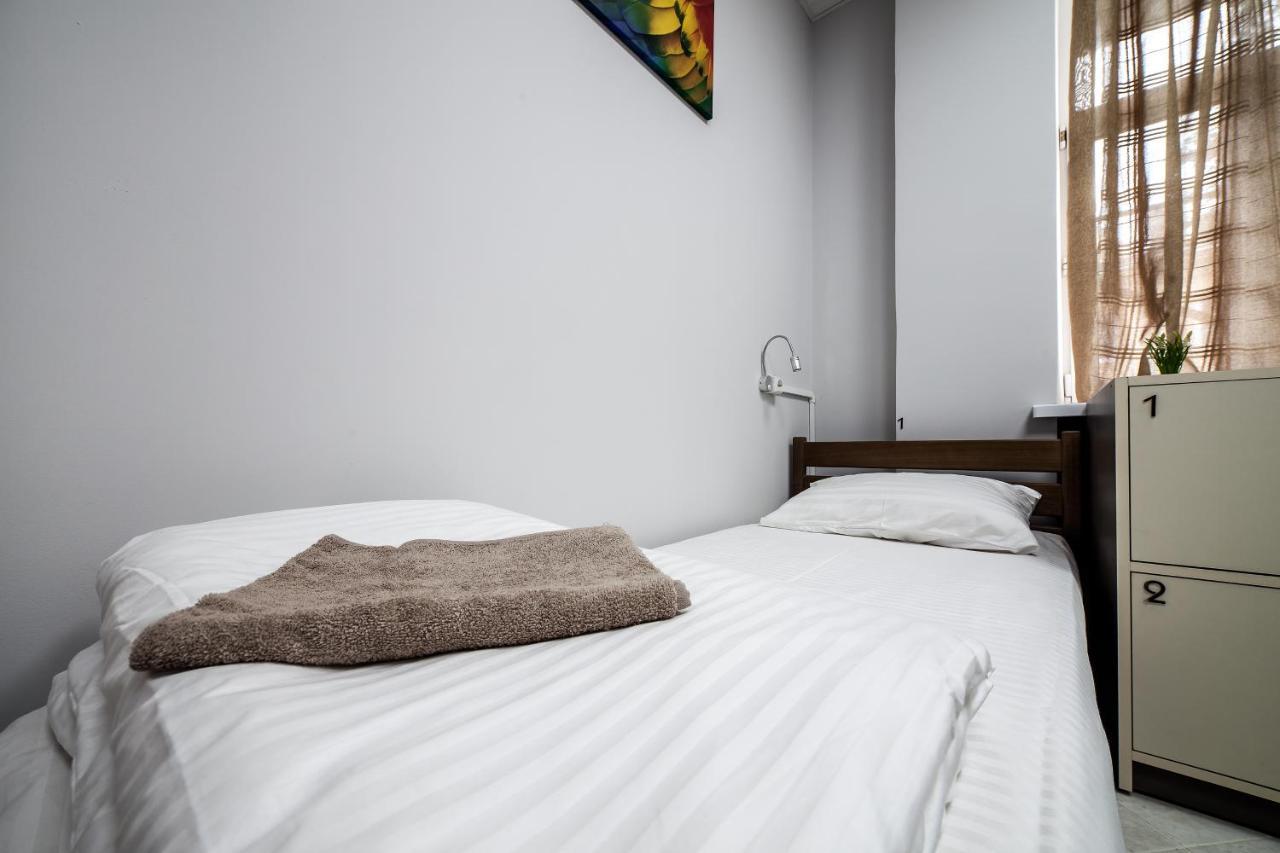 Ostriv Hostel Lviv Dış mekan fotoğraf