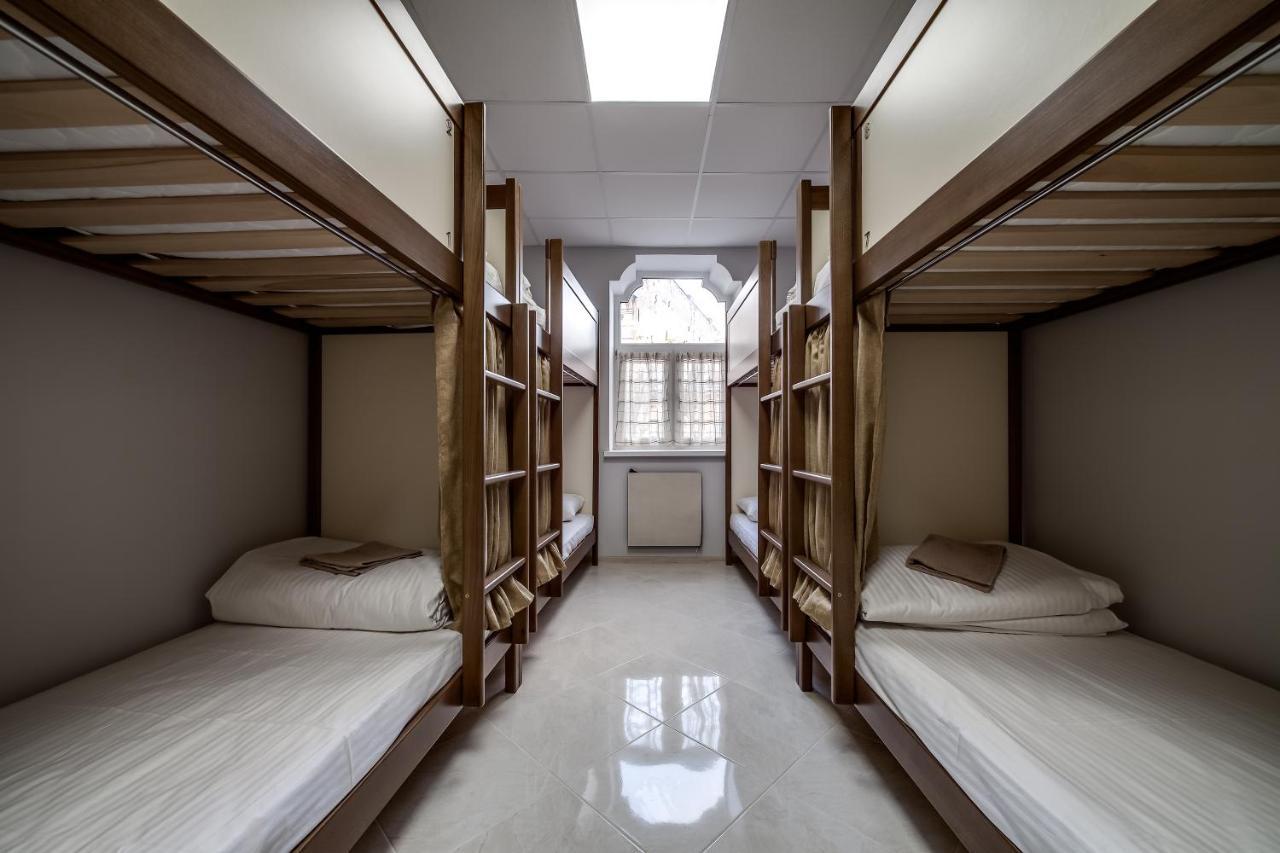 Ostriv Hostel Lviv Dış mekan fotoğraf