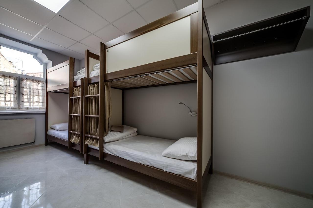 Ostriv Hostel Lviv Dış mekan fotoğraf