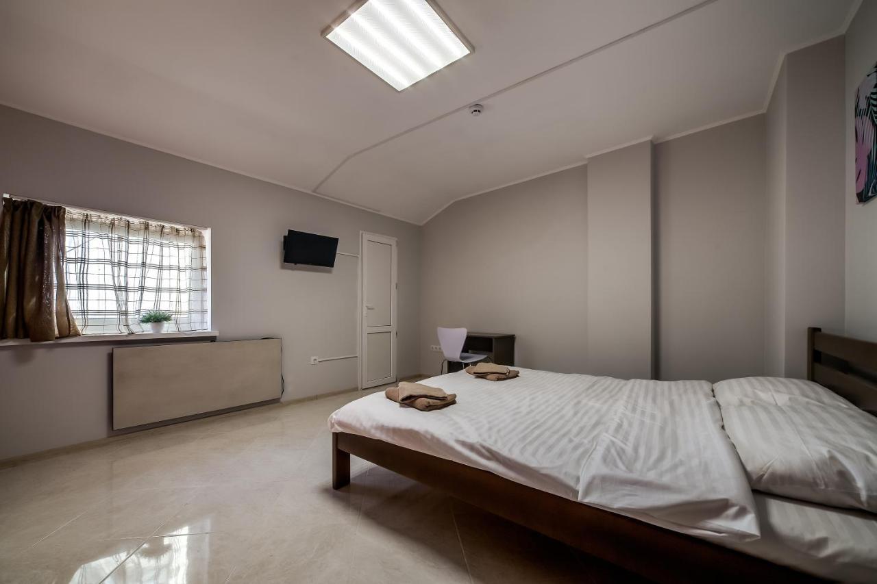 Ostriv Hostel Lviv Dış mekan fotoğraf