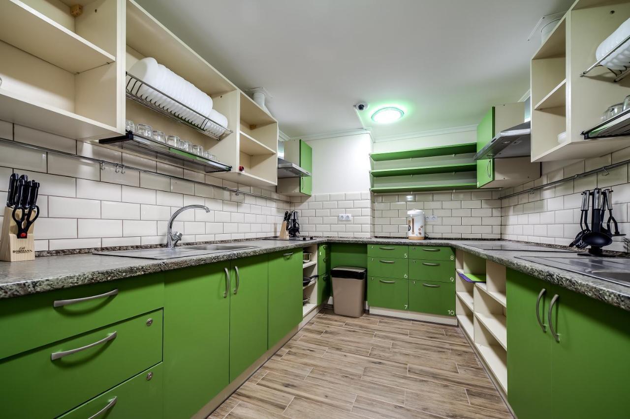 Ostriv Hostel Lviv Dış mekan fotoğraf