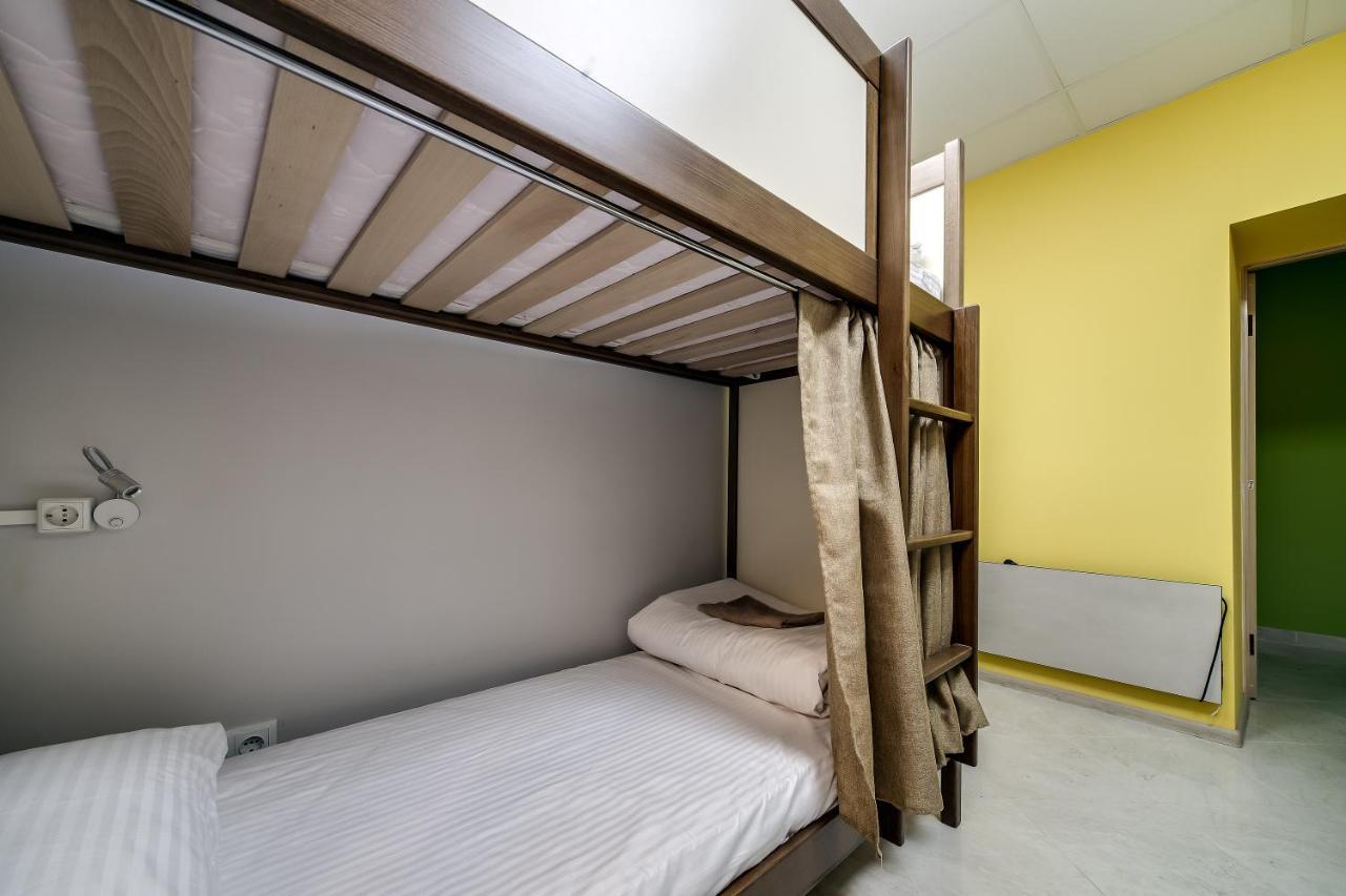 Ostriv Hostel Lviv Dış mekan fotoğraf