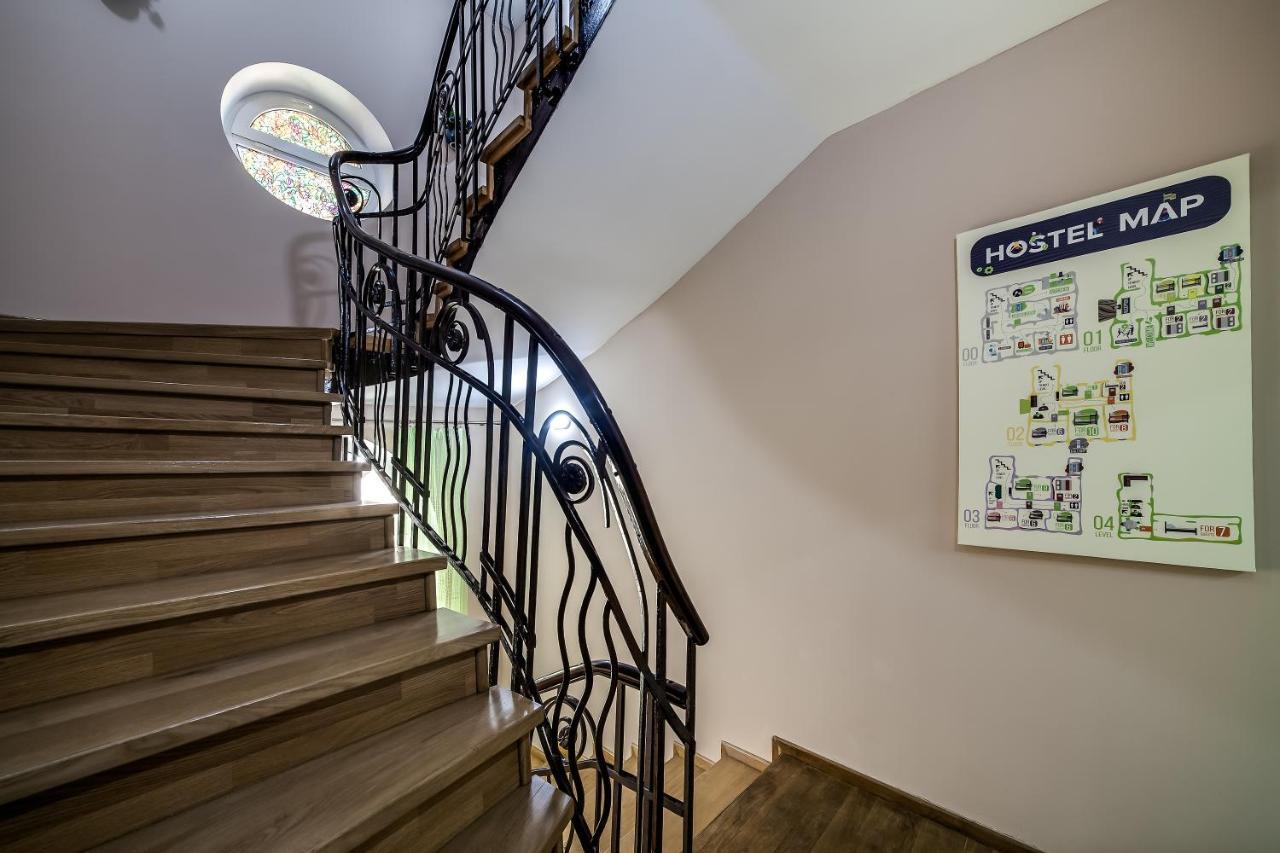 Ostriv Hostel Lviv Dış mekan fotoğraf